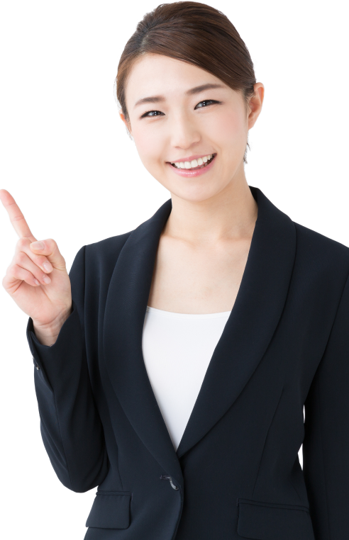 スーツを着た女性